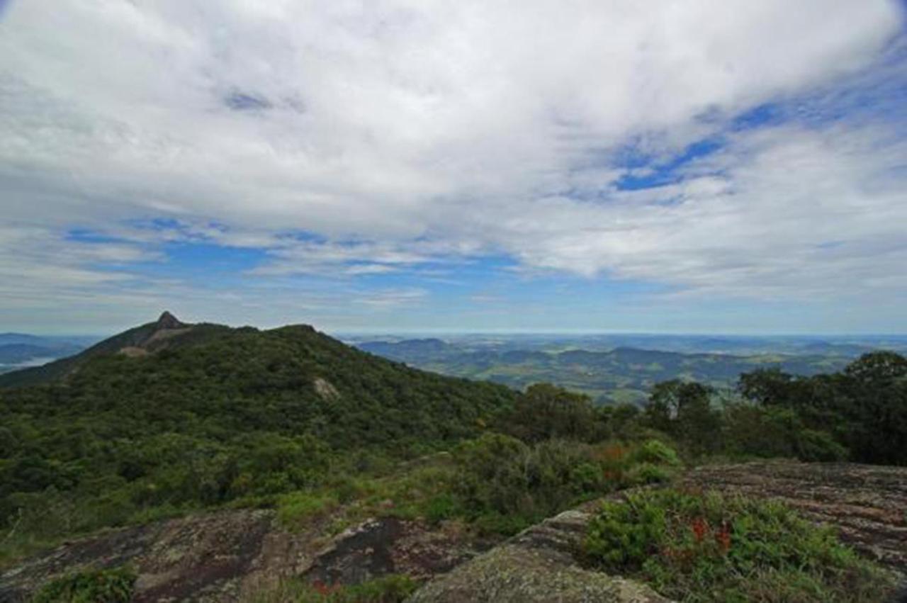 Pousada Ceu Da Mantiqueira Extrema Esterno foto